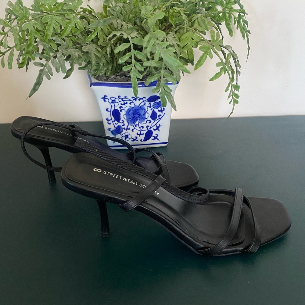 Y2K Black Strappy Heels Square Toe Slingback Sandals Size 8 Streetwear Society - Picture 2 of 14
